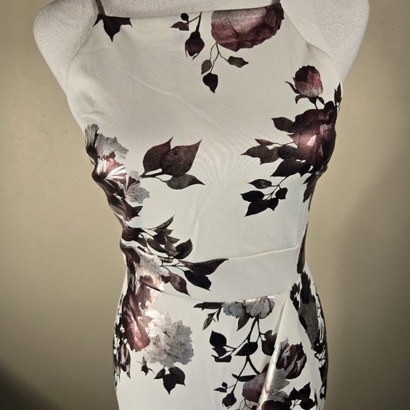 Spaghetti Strap Floral Dress - Picture 2 of 12